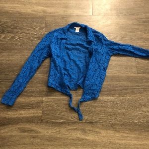 Candies blue lace top size medium